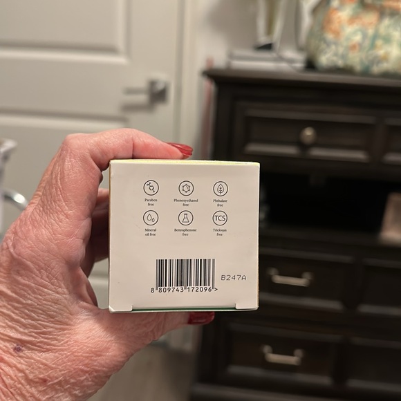 BYROE New York Kale Hydrating Gel Moisturizer NEW - Picture 16 of 16